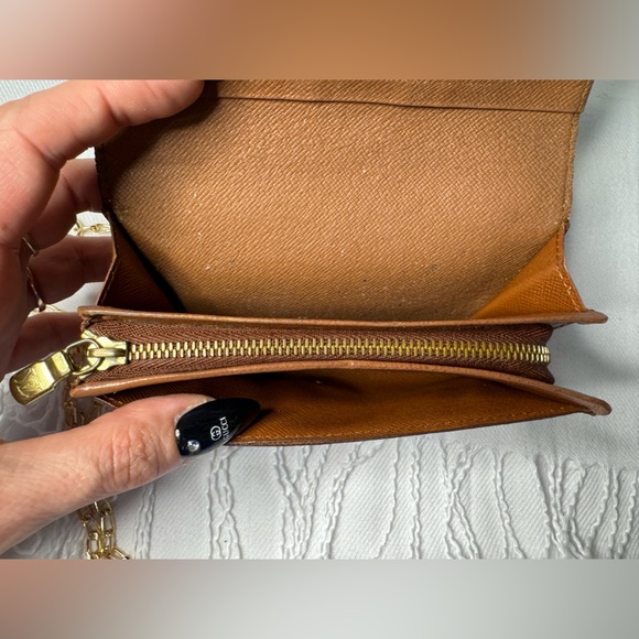 LOUIS VUITTON PORTE TRESOR MONOGRAM WALLET WITH CHAIN - Picture 8 of 17